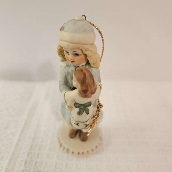 Holly Ornament 3 1/2" tall Porcelain Dated 1986From Jan Hagara - Picture 2 of 5